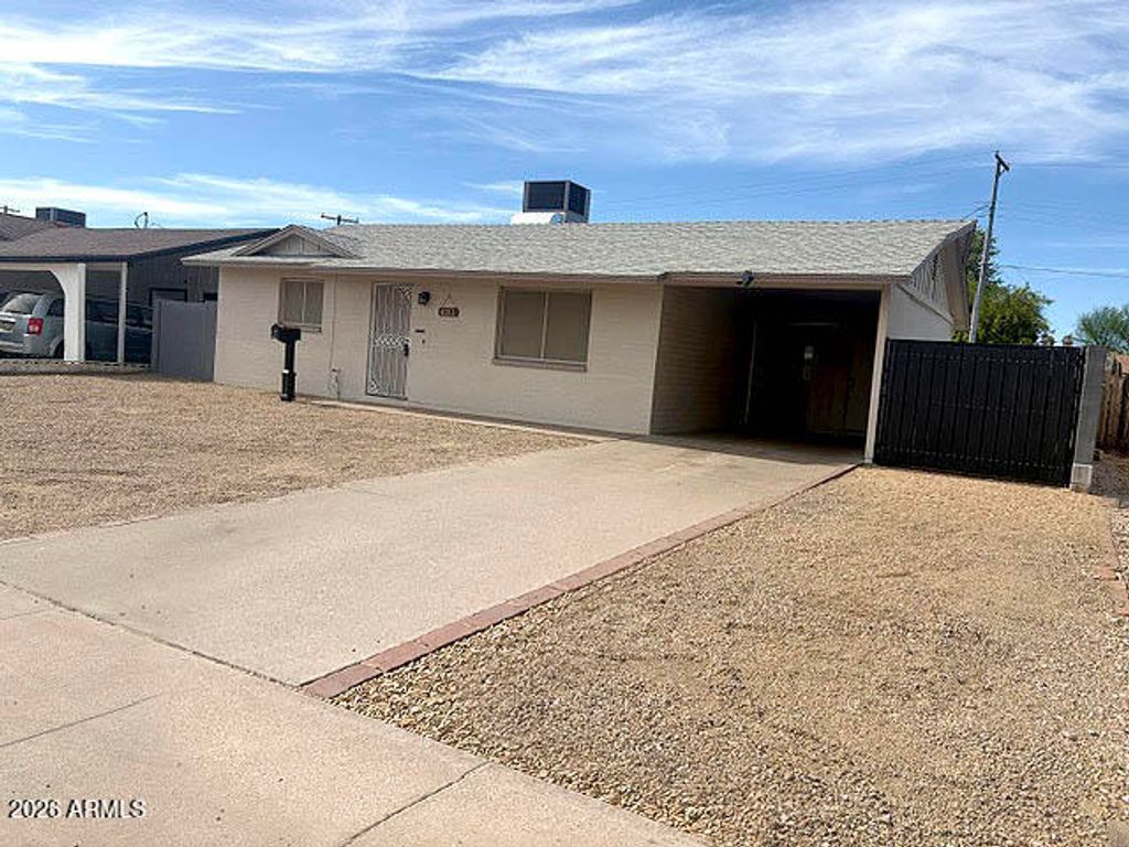 4212 W VISTA Avenue, Phoenix, AZ 85051
