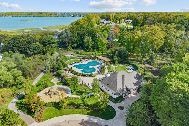 3762 Crane Island Court, Minnetrista, MN 55331
