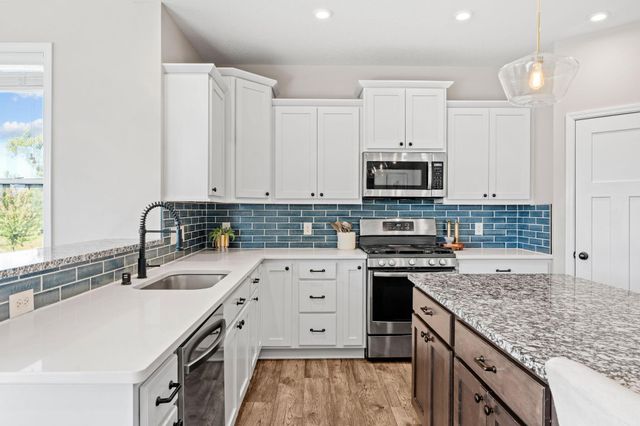 3762 Crane Island Court, Minnetrista, MN 55331