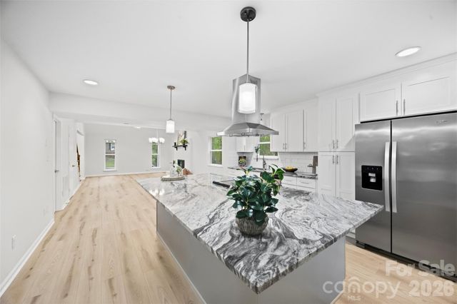 7401 Park Vista Circle, Charlotte, NC 28226