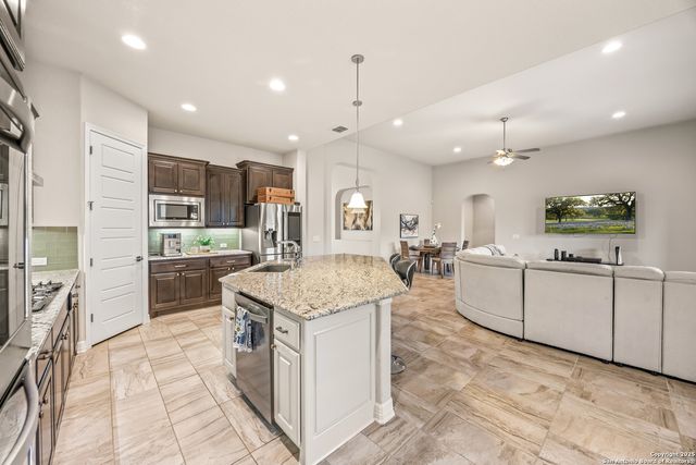 2006 Buckner Pass, San Antonio, TX 78253