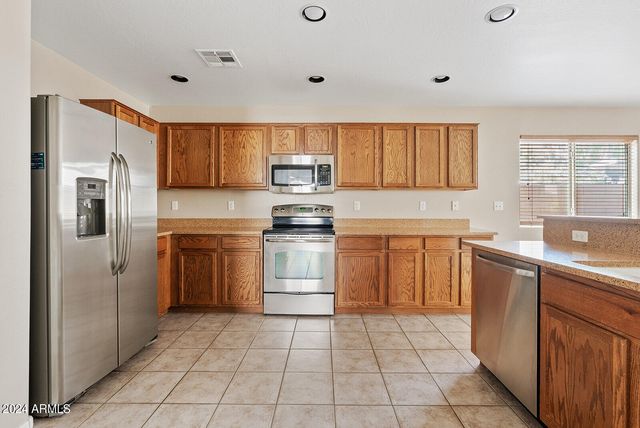 15410 N 169th Lane, Surprise, AZ 85388