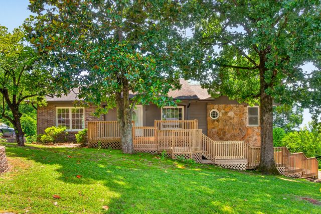 2904 Old Britain Circle, Chattanooga, TN 37421