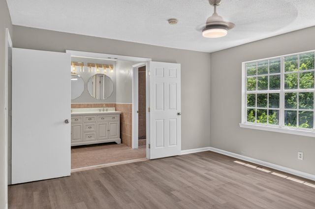 2904 Old Britain Circle, Chattanooga, TN 37421