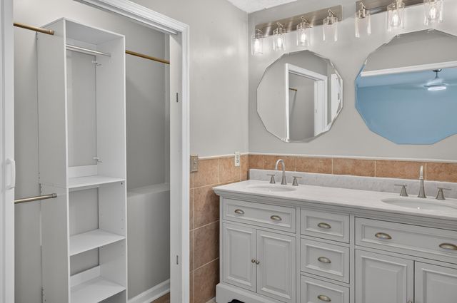 2904 Old Britain Circle, Chattanooga, TN 37421