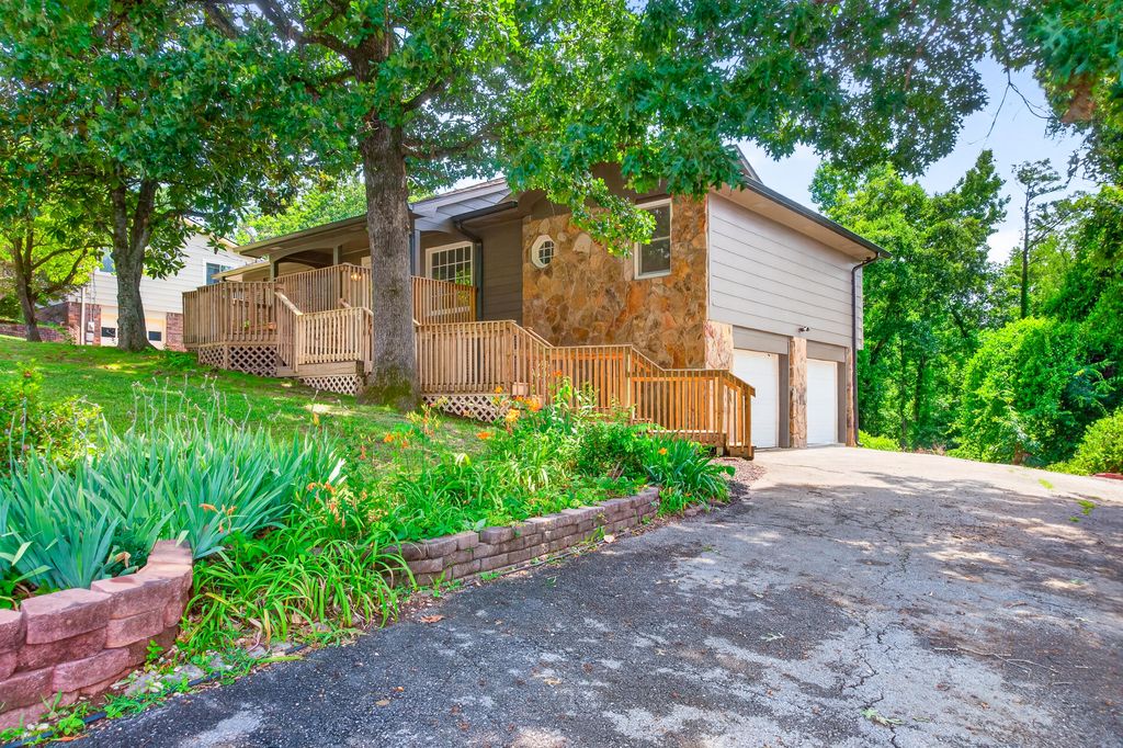 2904 Old Britain Circle, Chattanooga, TN 37421