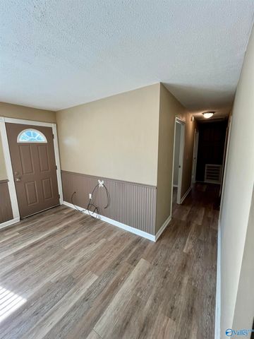 1723 Oakwood Avenue, Huntsville, AL 35811
