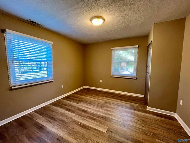 1723 Oakwood Avenue, Huntsville, AL 35811