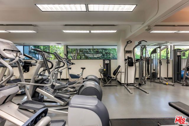 2220 Avenue Of The Stars 1601, Los Angeles, CA 90067