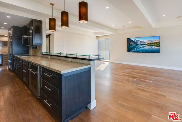 2220 Avenue Of The Stars 1601, Los Angeles, CA 90067