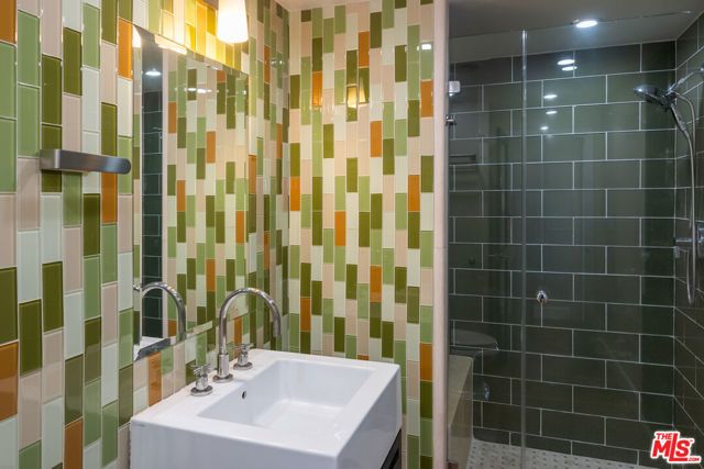 2220 Avenue Of The Stars 1601, Los Angeles, CA 90067