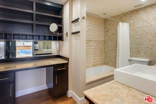 2220 Avenue Of The Stars 1601, Los Angeles, CA 90067