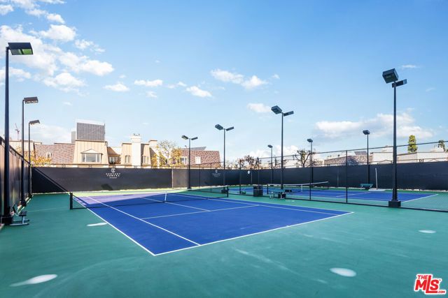 2220 Avenue Of The Stars 1601, Los Angeles, CA 90067