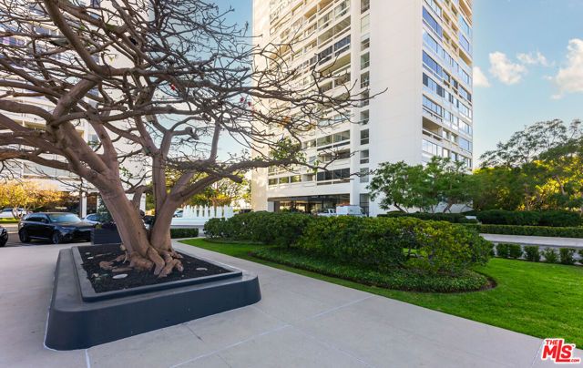 2220 Avenue Of The Stars 1601, Los Angeles, CA 90067