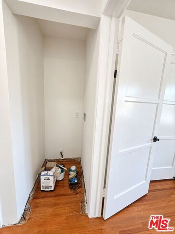 12811 Oxnard Street 1, North Hollywood (los Angeles), CA 91606