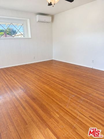 12811 Oxnard Street 1, North Hollywood (los Angeles), CA 91606