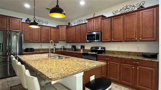 8860 CANDY PALM ROAD, Kissimmee, FL 34747