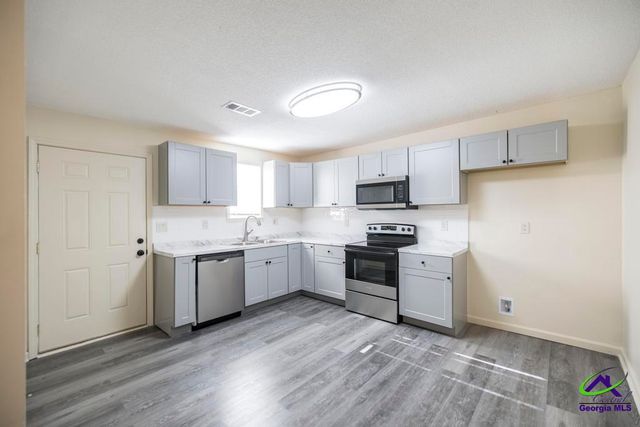 781 Applewood Street, Macon, GA 31217