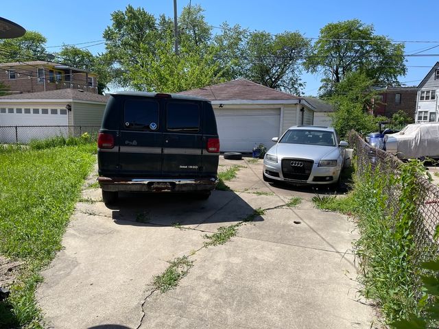 9254 S Burnside Avenue, Chicago, IL 60619