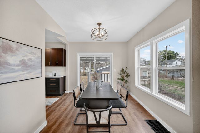 1159 18th Street, Des Moines, IA 50314