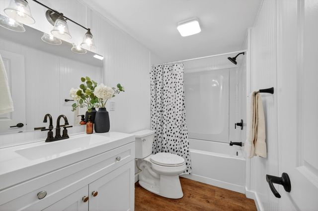 1159 18th Street, Des Moines, IA 50314