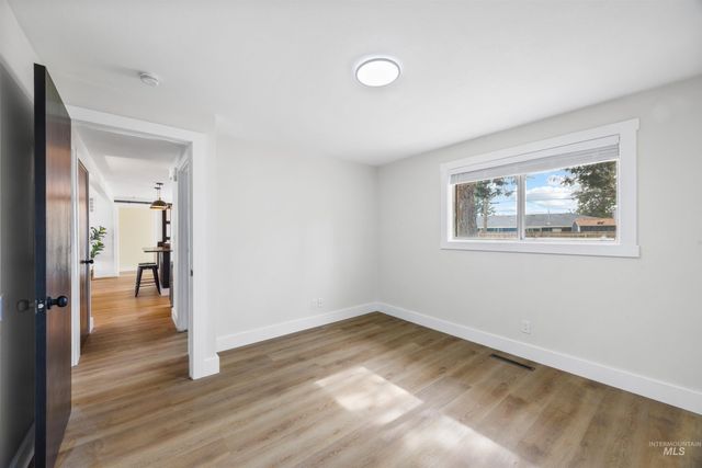 6307 W Tahoe Dr, Boise, ID 83709