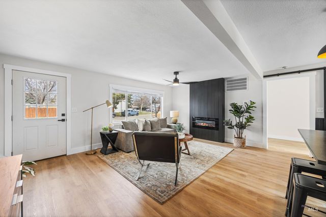 6307 W Tahoe Dr, Boise, ID 83709