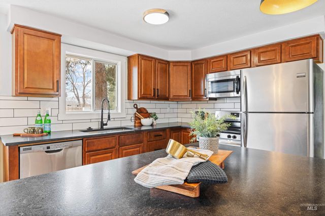 6307 W Tahoe Dr, Boise, ID 83709