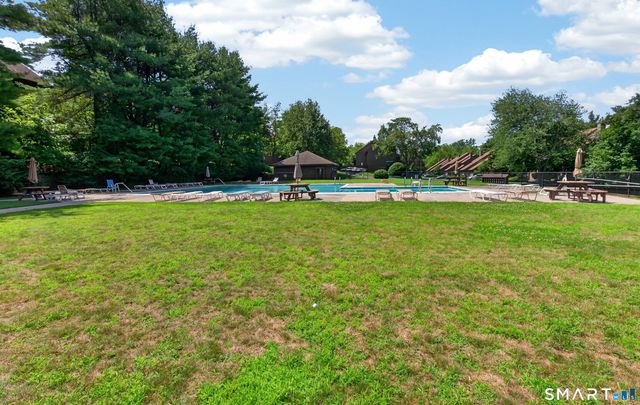 900 Mix Avenue 76, Hamden, CT 06514