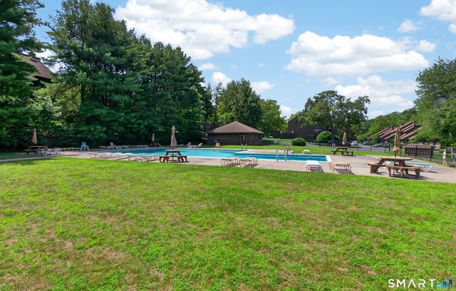 900 Mix Avenue 76, Hamden, CT 06514