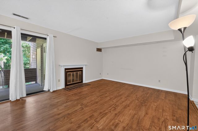900 Mix Avenue 76, Hamden, CT 06514