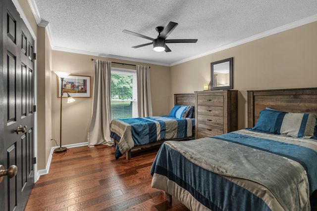 801 Douglas Dr, Lawrenceburg, TN 38464