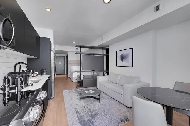 398 NE 5th Street 4404, Miami, FL 33132