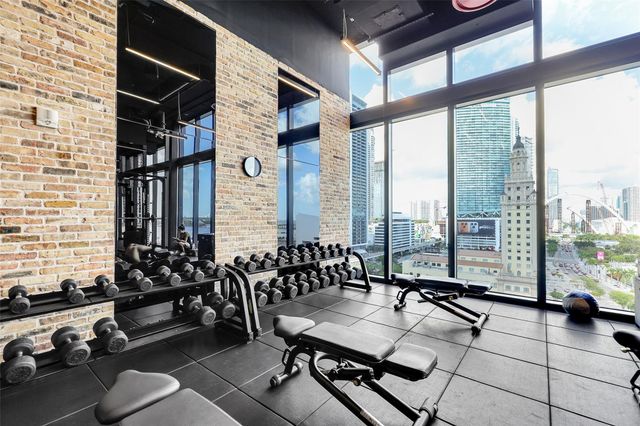 398 NE 5th Street 4404, Miami, FL 33132