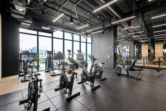 398 NE 5th Street 4404, Miami, FL 33132