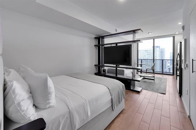 398 NE 5th Street 4404, Miami, FL 33132