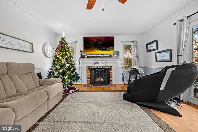 15985 COVE LN, Dumfries, VA 22025