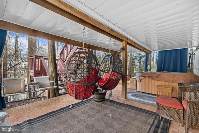 15985 COVE LN, Dumfries, VA 22025