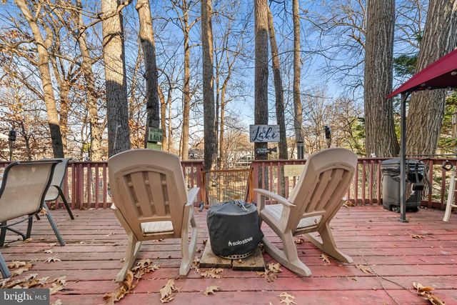 15985 COVE LN, Dumfries, VA 22025