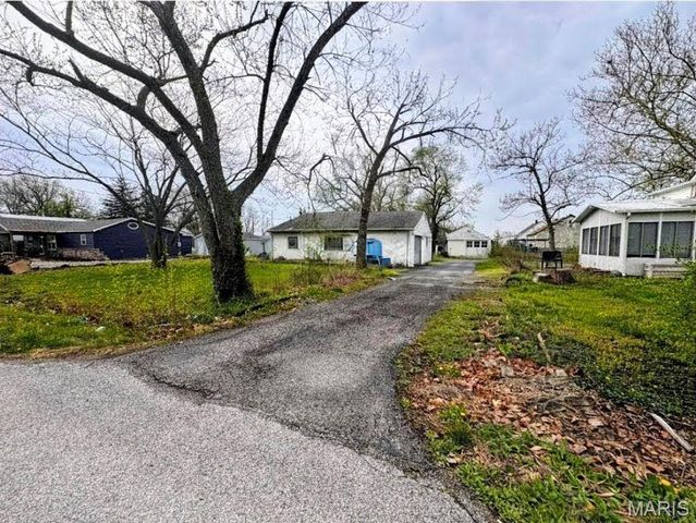 4074 Breckenridge Lane, Granite City, IL 62040