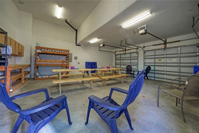 684 Anchor Dr, Port Aransas, TX 78373