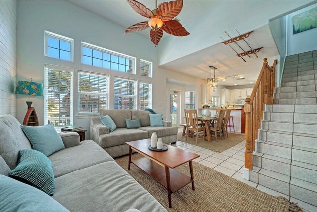 684 Anchor Dr, Port Aransas, TX 78373