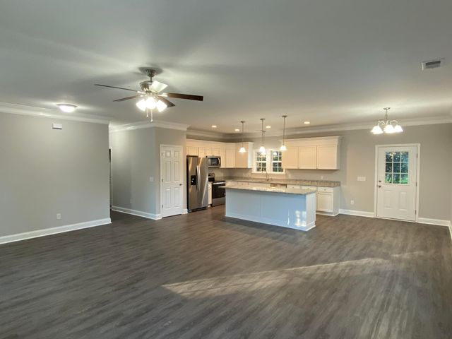 164 Longleaf Drive, Walterboro, SC 29488