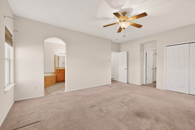 746 Loma Pinon Loop NE, Rio Rancho, NM 87144