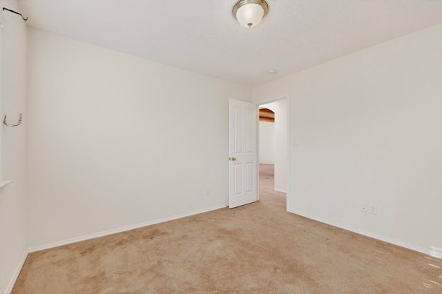 746 Loma Pinon Loop NE, Rio Rancho, NM 87144