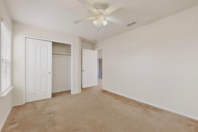 746 Loma Pinon Loop NE, Rio Rancho, NM 87144