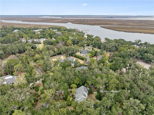 186 Pierce Butler Drive, St Simons Island, GA 31522