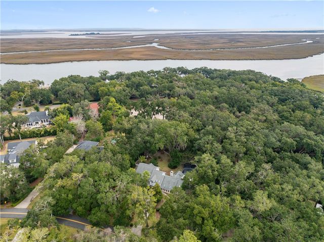186 Pierce Butler Drive, St Simons Island, GA 31522