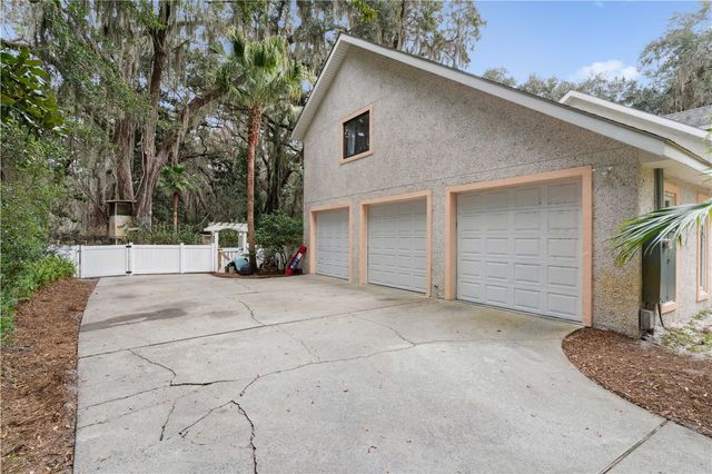 186 Pierce Butler Drive, St Simons Island, GA 31522