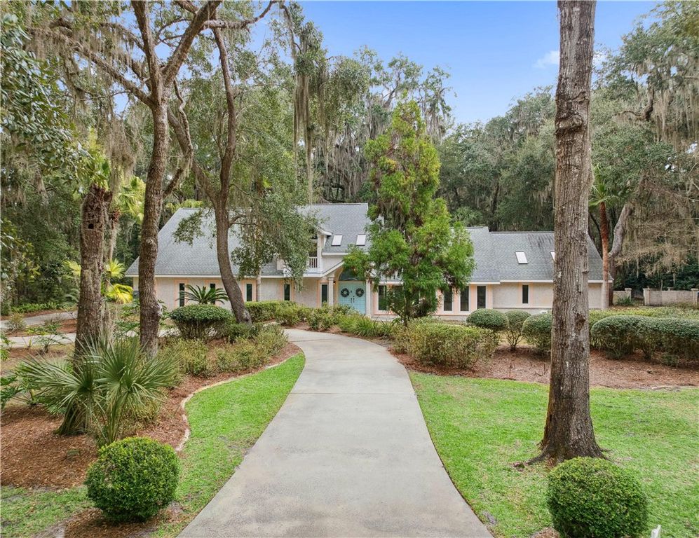 186 Pierce Butler Drive, St Simons Island, GA 31522